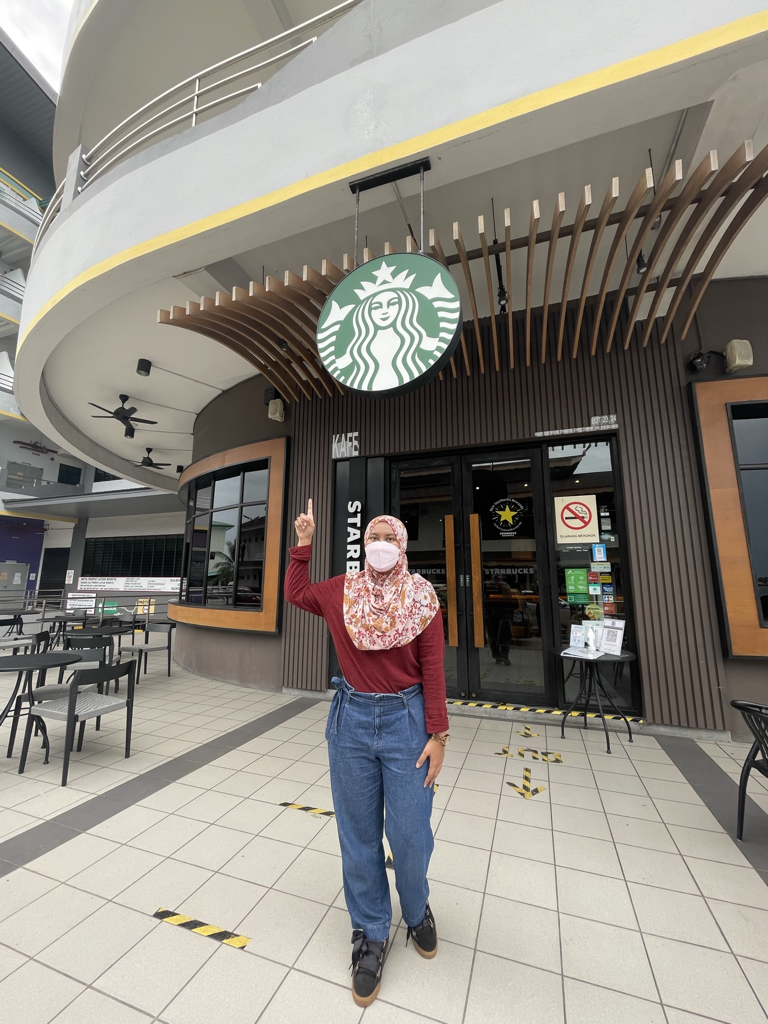 Starbucks, Semporna